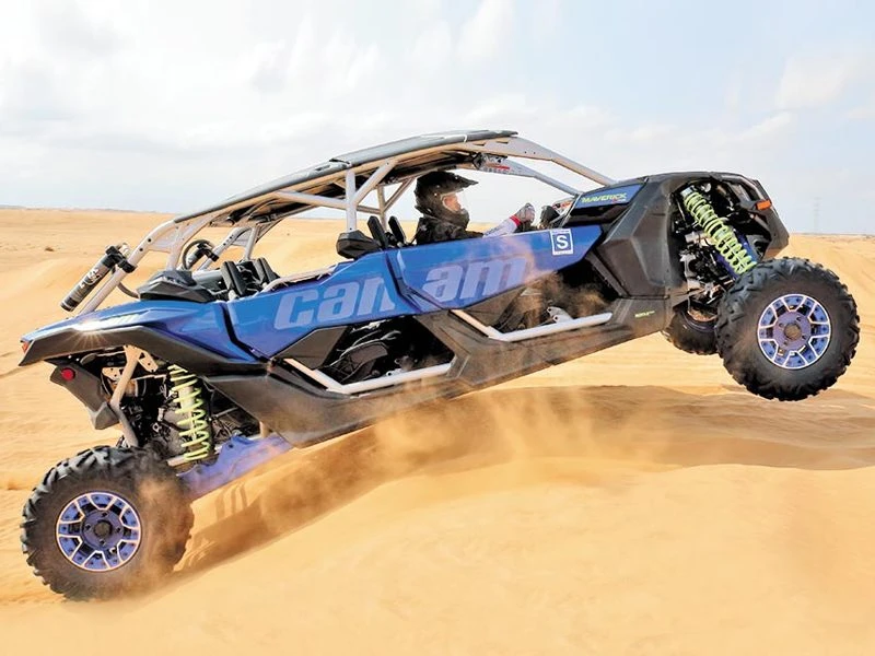 4 Seater Can-Am Maverick X3 RS TURBO RR